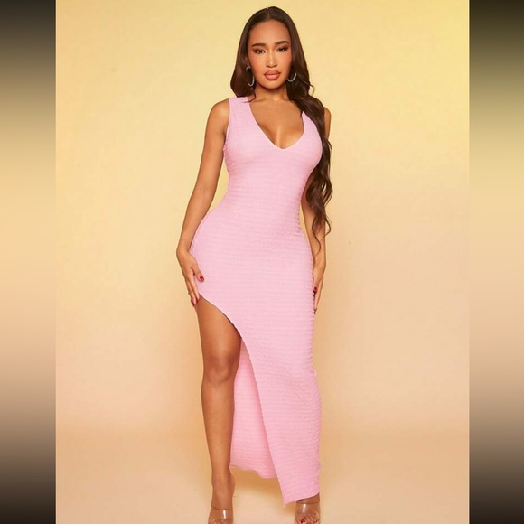 Dress - Picture 2 of 4